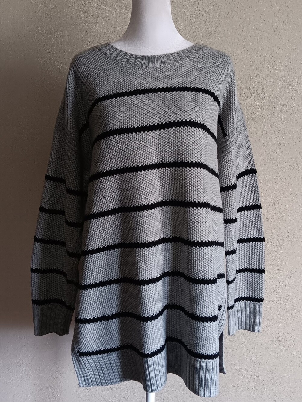 A.n.a Gray Striped Crewneck Sweater Womens Size XL, Extra Large Knit Casual Fall
